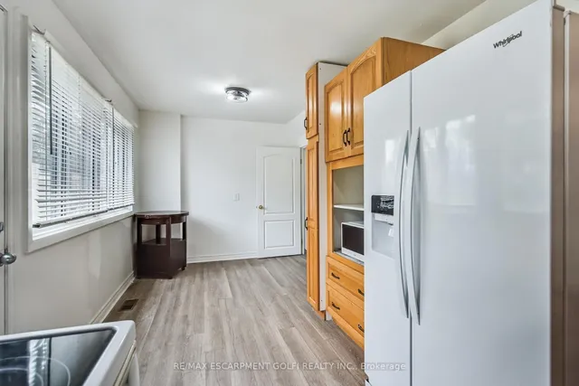 Additional image 11 of 487 East 25th St