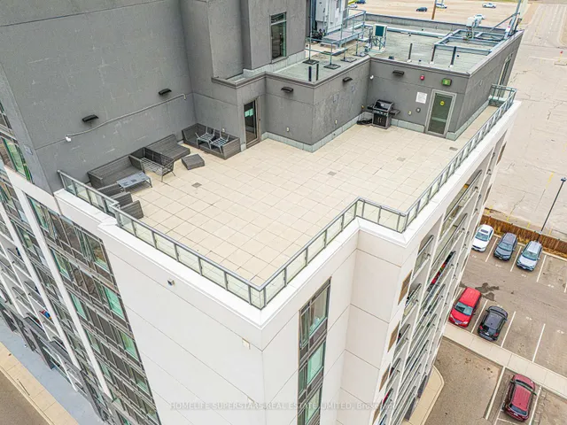 Additional image 27 of 716 Main St Unit 1006