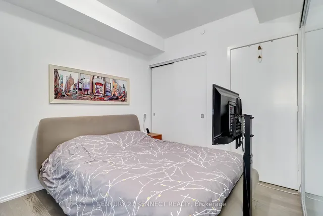 Additional image 19 of 1 Bloor St Unit 526