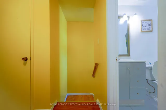 Additional image 22 of 8 Sandringham Crt