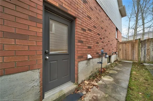 Additional image 32 of 37 Dalegrove Cres