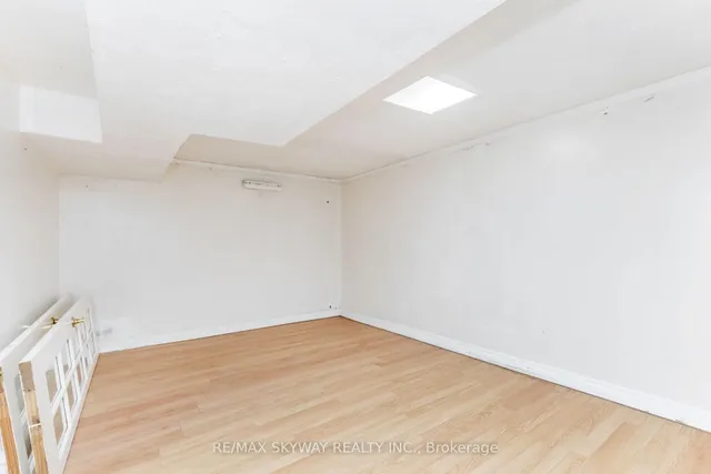 Additional image 40 of 144 Archdekin Dr