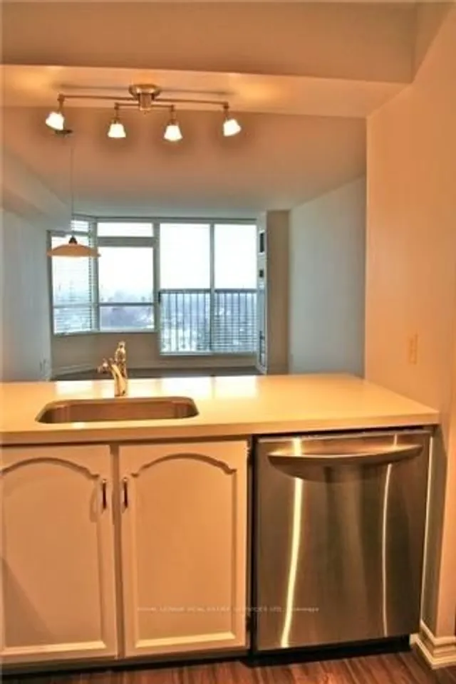 Additional image 4 of 1 Aberfoyle Cres Unit 1007