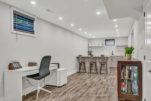 Additional image 36 of 2229 Promenade Crt