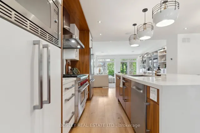 Additional image 6 of 393 Summerhill Ave