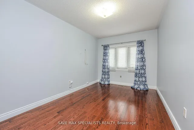 Additional image 26 of 622 Lumberton Cres