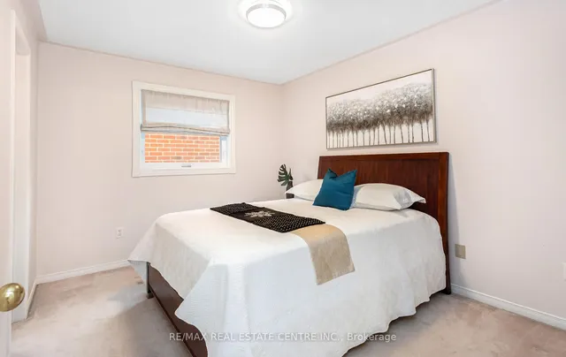 Additional image 38 of 1731 Riverbrook Cres