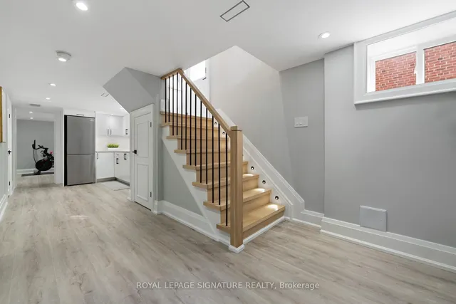 Additional image 32 of 25 Elmont Dr