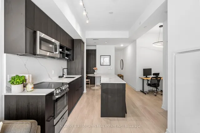 Additional image 12 of 135 East Liberty St Unit 2406