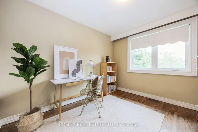 Additional image 17 of 106 Brenda Cres