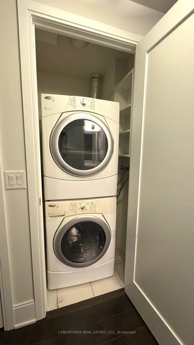 Additional image 14 of 70 Roehampton Ave Unit 1812