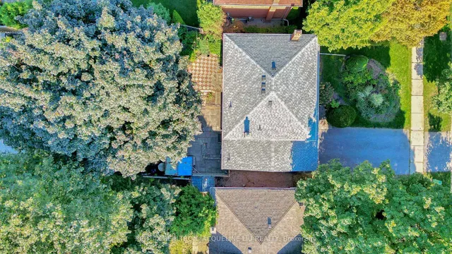 Additional image 40 of 90 Old Sheppard Ave