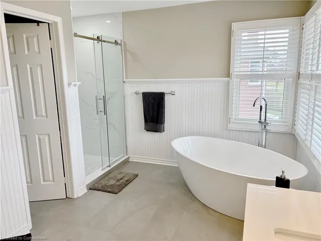 Additional image 13 of 2056 Hadfield Crt