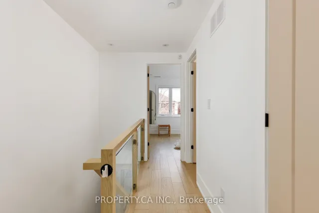 Additional image 30 of 68 Frankdale Ave