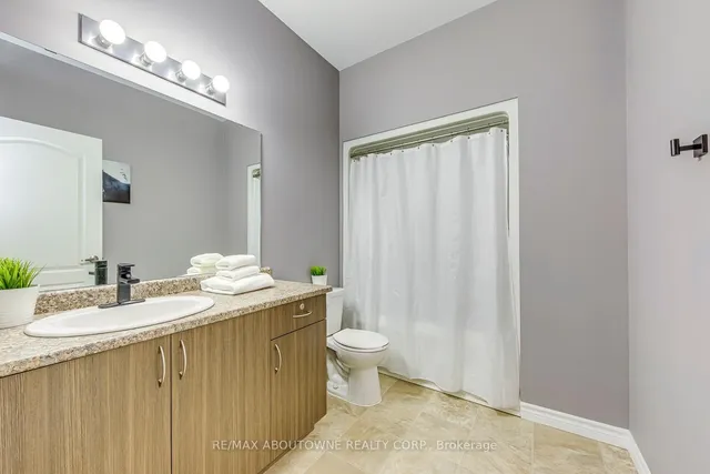 Additional image 26 of 1470 Main St Unit 411