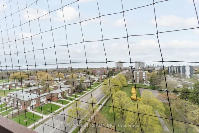 Additional image 21 of 1615 Bloor St Unit 1001