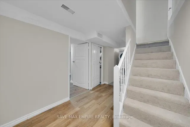 Additional image 27 of 18 Hasting Sq