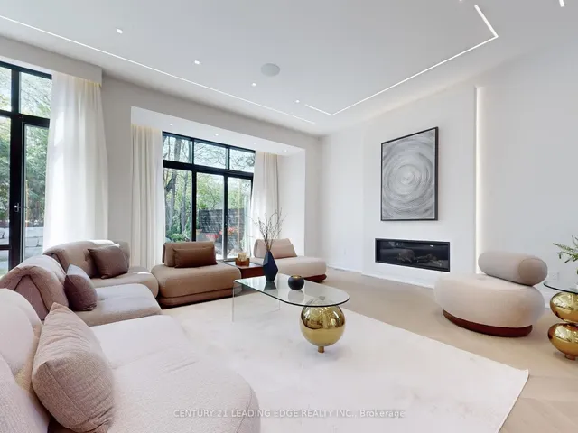 Additional image 10 of 8 Balding Crt