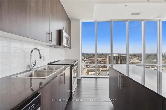 Additional image 16 of 85 Duke St Unit 1702