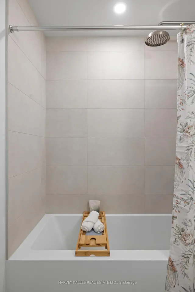 Additional image 15 of 2020 Bathurst St Unit 1602