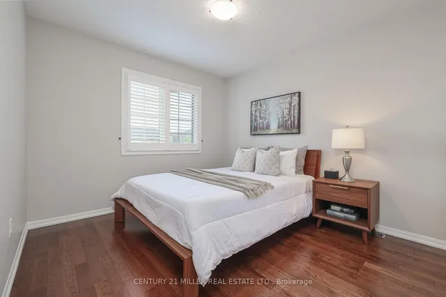 Additional image 27 of 4072 Gunby Cres