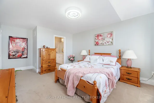 Additional image 28 of 105 Royal West Dr