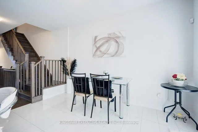 Additional image 15 of 11 Flaibano St