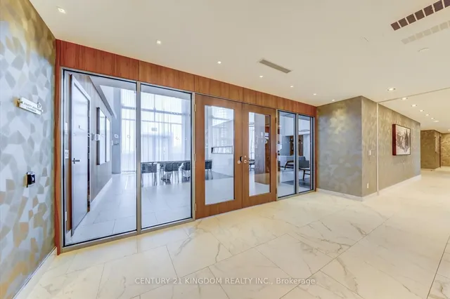 Additional image 24 of 275 Village Green Sq Unit 2123