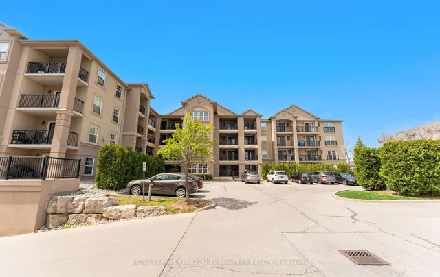 Additional image 41 of 1340 Main St Unit 202