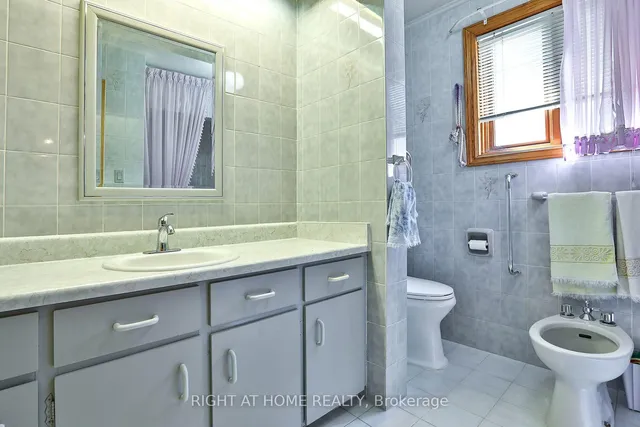 Additional image 12 of 8 Edison Circ