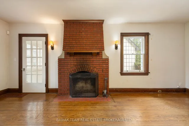 Additional image 4 of 1372 Islington Ave