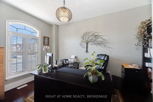 Additional image 7 of 105 Royal West Dr