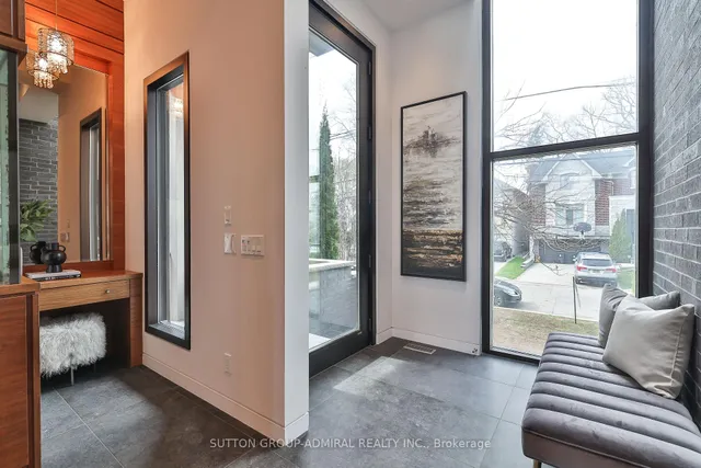 Additional image 2 of 415 Douglas Ave