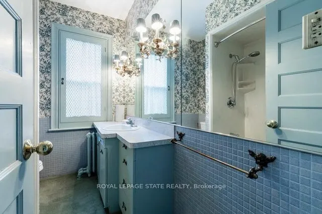 Additional image 32 of 142 Aberdeen Ave