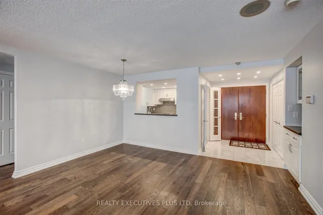 Additional image 4 of 215 The Donway Rd Unit 410