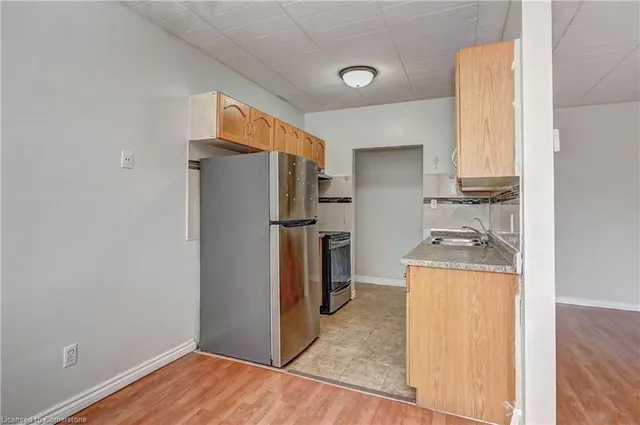 Additional image 15 of 29 West Ave Unit 102