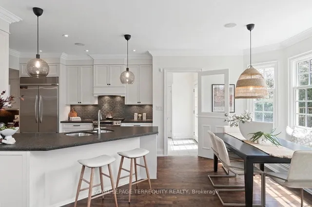 Additional image 13 of 33 Queen Marys Dr