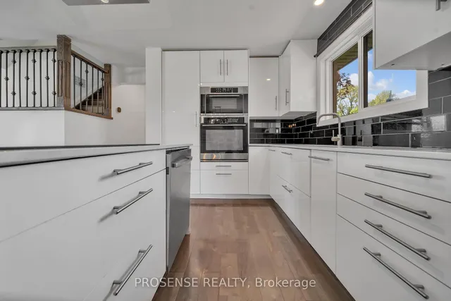 Additional image 14 of 8 Vanderbrent Cres