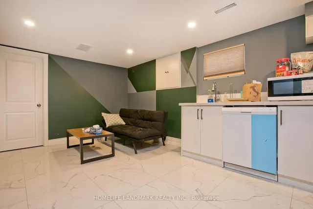 Additional image 14 of 85 Yorkview Dr