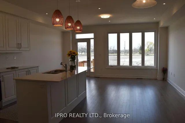 Additional image 5 of 102 BERMONDSEY Way