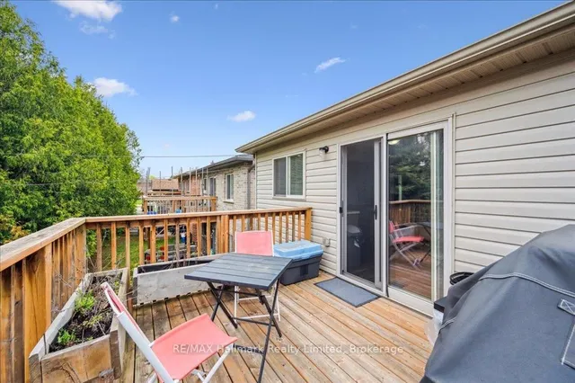 Additional image 9 of 399 Greenfield Ave