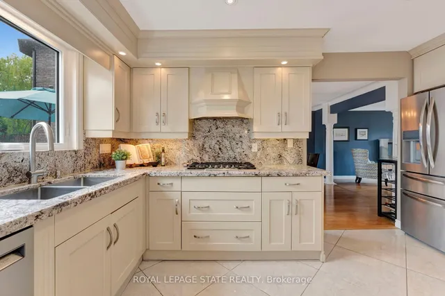 Additional image 11 of 660 Highvalley Rd