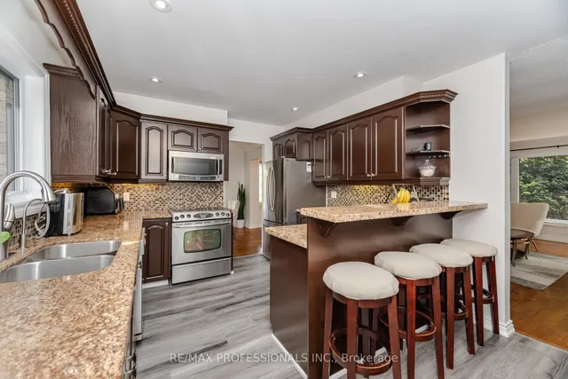 Additional image 8 of 52 Lorraine Cres