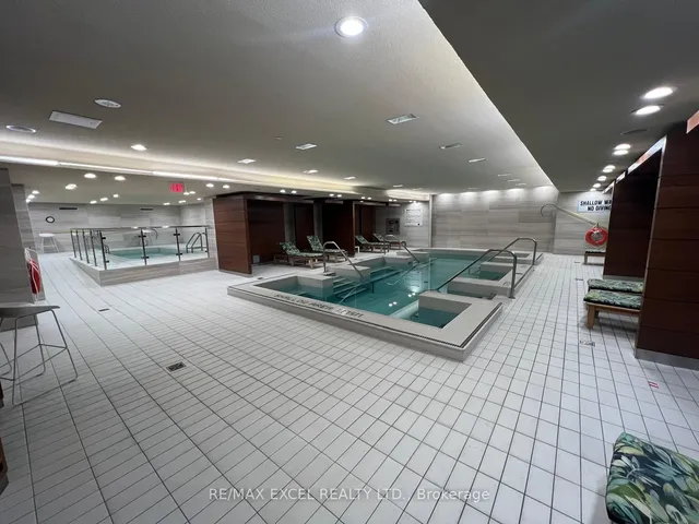 Additional image 22 of 29 Queens Quay Unit 528