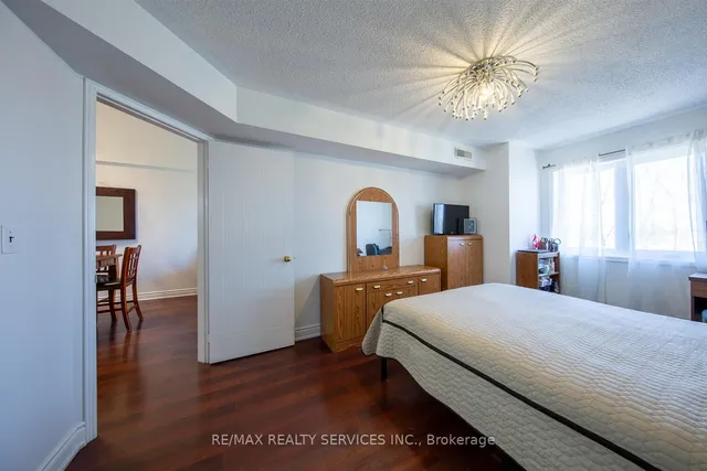 Additional image 19 of 103 Bristol Rd Unit 210