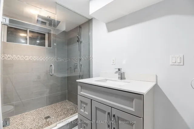 Additional image 35 of 1101 Highland St