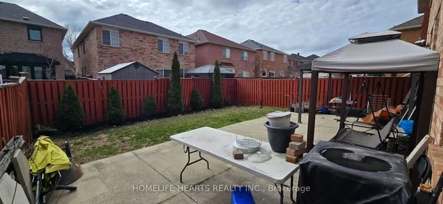 Additional image 28 of 35 Triple Crown Dr