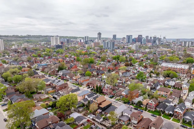 Additional image 49 of 82 Oak Ave