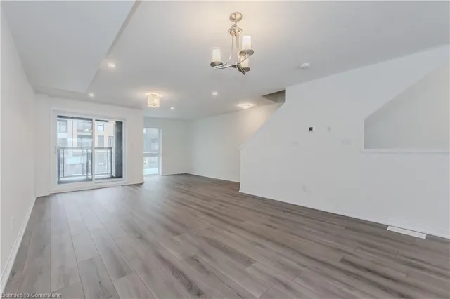 Additional image 8 of 17 Urbane Blvd Unit I073
