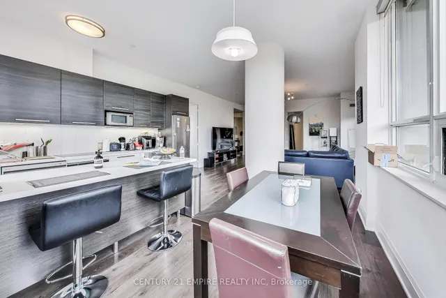 Additional image 12 of 36 Park Lawn Rd Unit 203